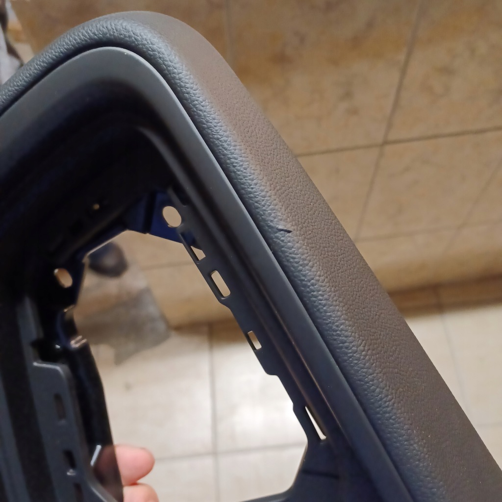 фото №5, Renault clio v туннель средний панель оригинальный номер