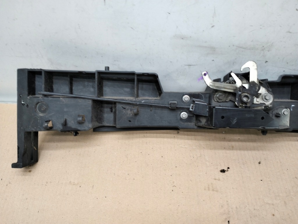 фото №7, Pas передній верхній підсилювач citroen c3 picasso 2008-2012 9681810080