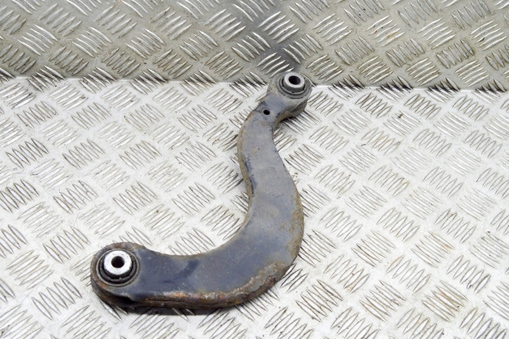 фото №5, Audi q3 8u rs quattro задний левый рычаг 5q0505323c 2.5 бензин 228kw 2014