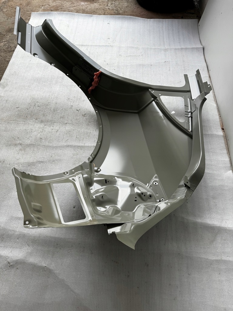 фото №6, Задний правый крыло обшивка задние правое tesla model y