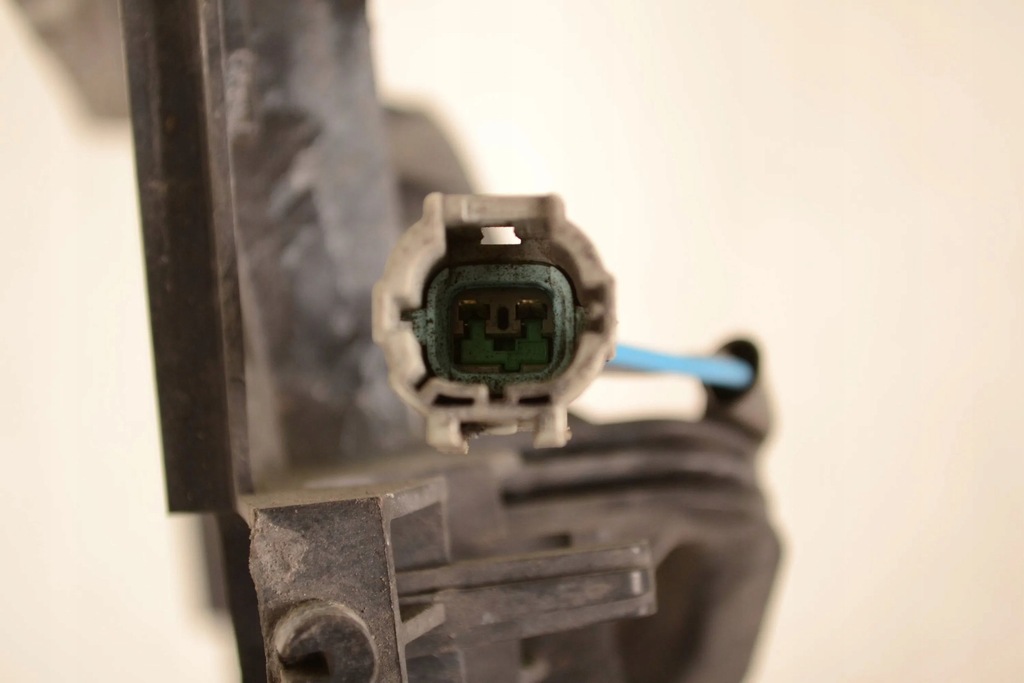 фото №5, Subaru legacy 2011 защита вентилятора радиатора