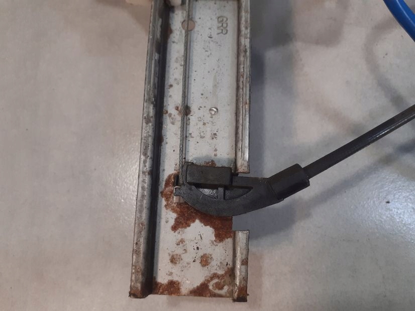 фото №4, Подъемник стекло правый задняя kia clarus i