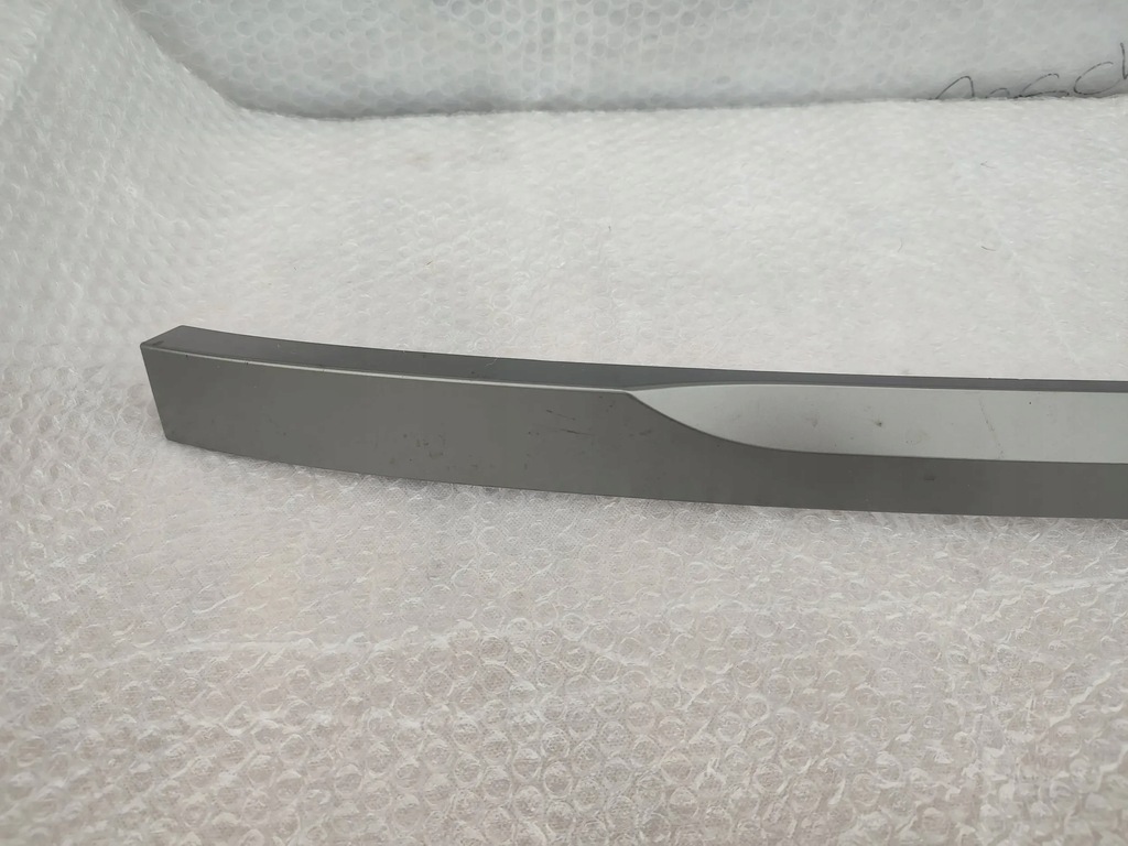 фото №3, Молдинг крышки багажника land rover range rover l460 type lk 2023 m8e2-404c42