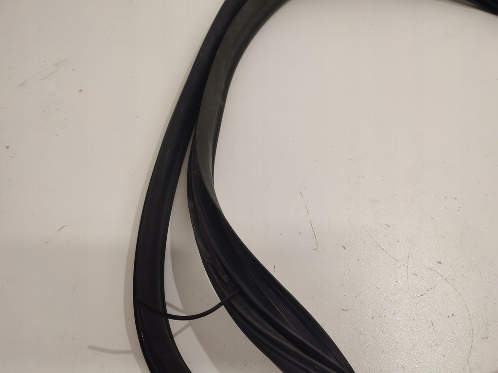 фото №5, Citroen c4 grand picasso i прокладка кузовная правый задняя