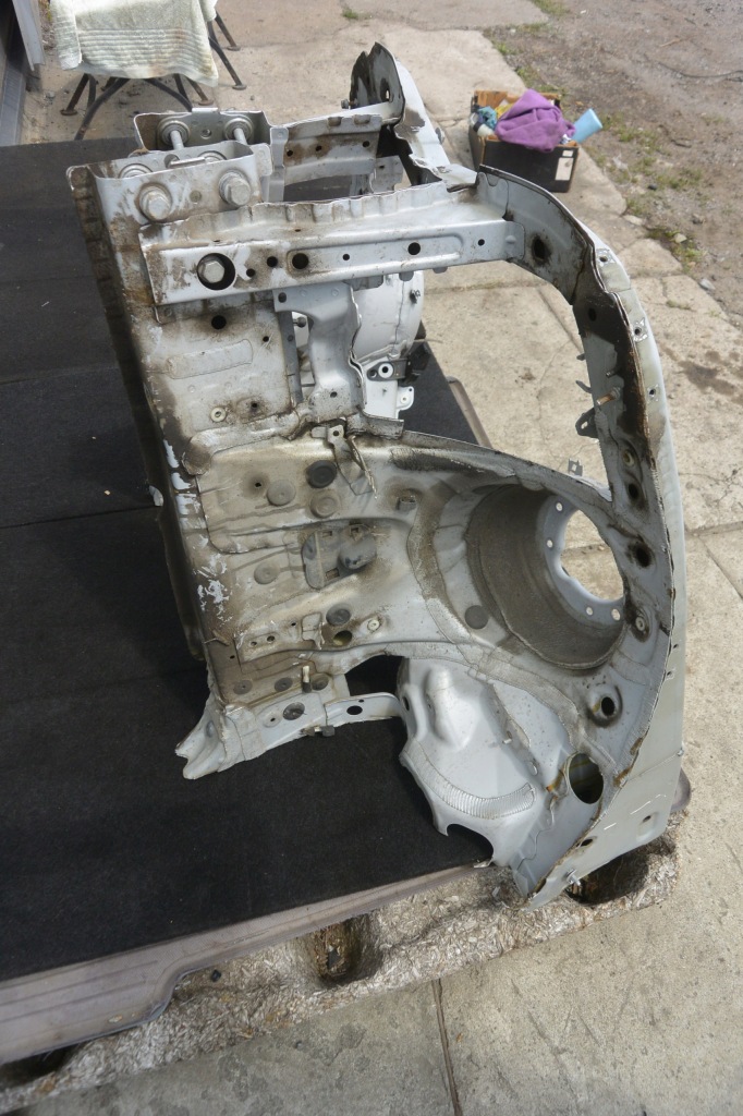 Bmw f30 f31 чашка подкрылок лонжерон четверть перед левая правая a83 Доставка