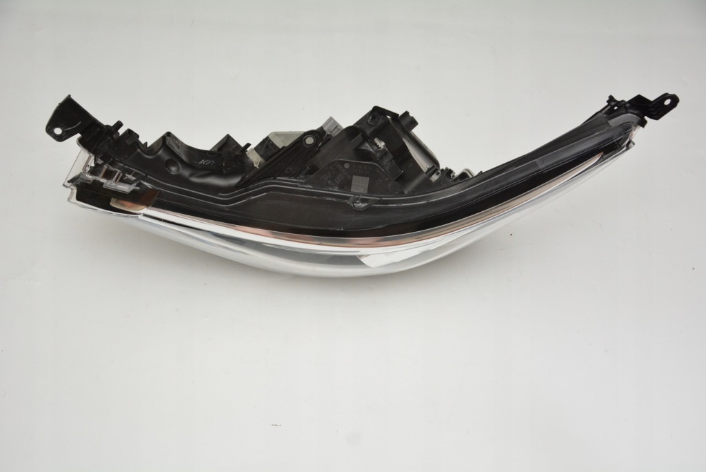 Фара full led левая сторона toyota avensis t29 15-2018r Недорого