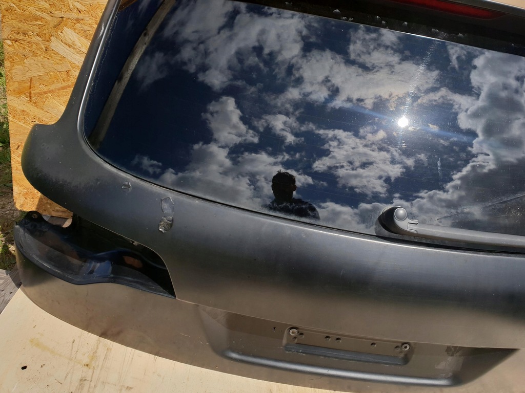 фото №9, Крышка багажника багажника audi q7 4l обклеена