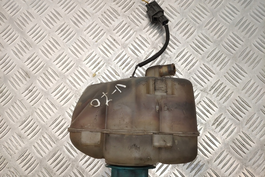 фото №7, Бачок розширювальний volvo v70 ii sw 8683455 2.4l дизель 120kw 2002