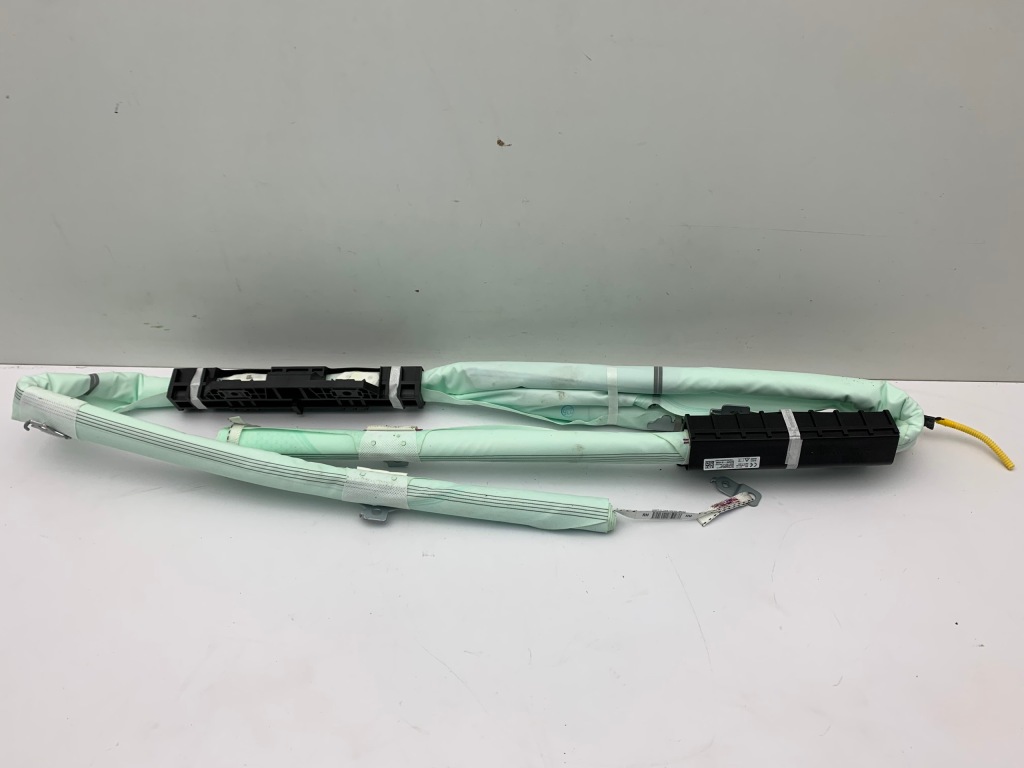 фото №1, Hyundai santa fe 4 iv шторка безопасности правая 7 человек 2018-