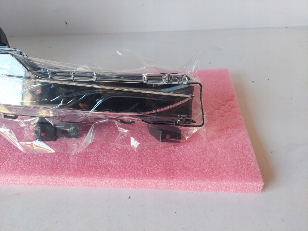 Tesla model 3 y противотуманная фара led drl правый новый оригинальный номер Доставка