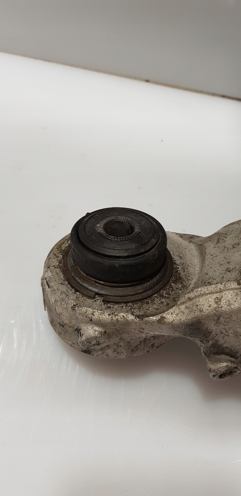 фото №3, Land rover range rover sport рычаг левый задняя #w55