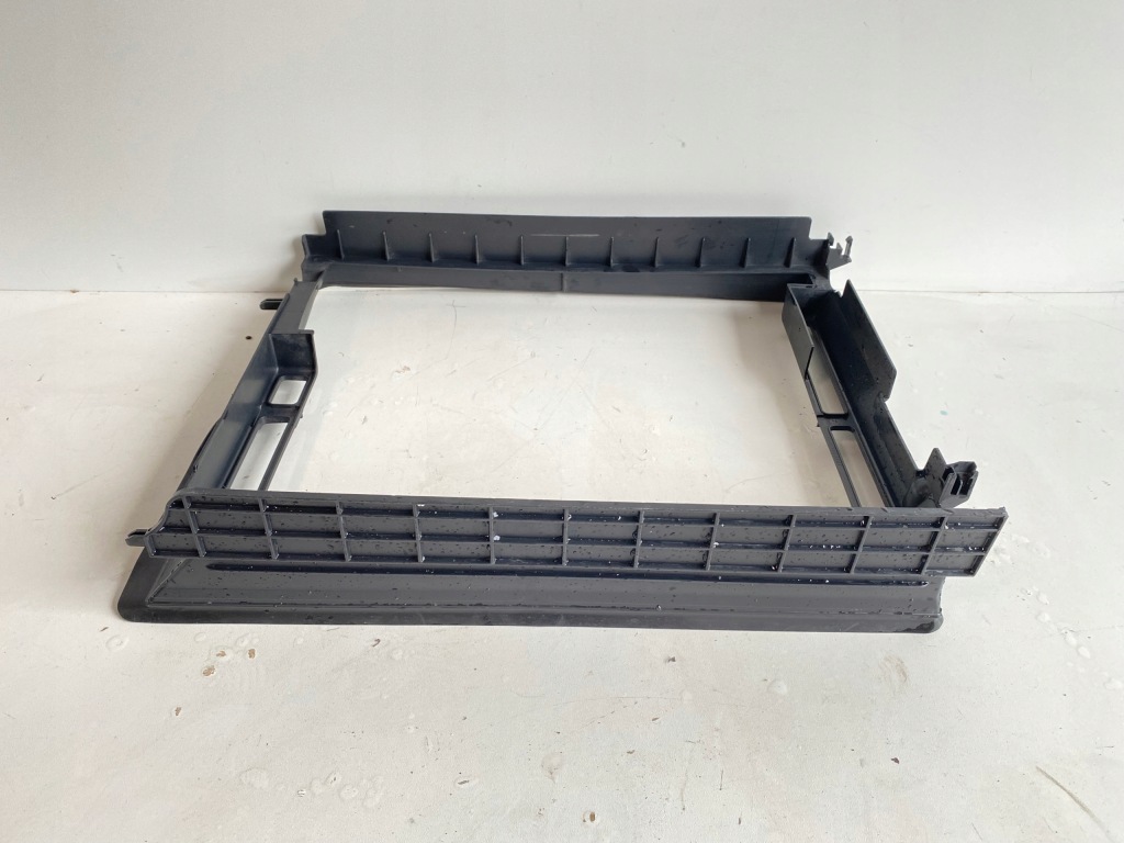 фото №3, Рамка радіатора повітропровід впуск повітря renault scenic 4 iv 16-