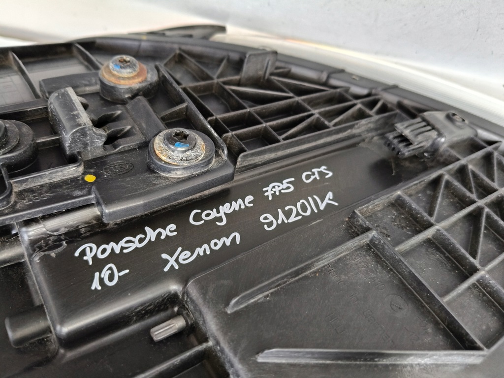 фото №8, Лампа права фара porsche cayenne gts 7p5 10-14 ксенон led поворотний