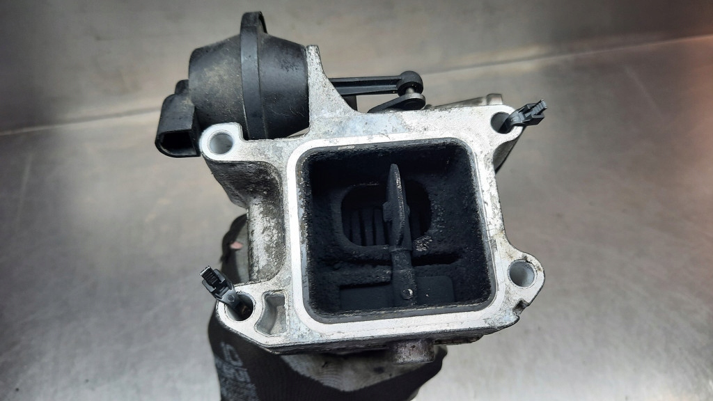 фото №6, Радиатор выхлопных газов 30757742 volvo v60 s60 ii 10-18r 2.0 d3