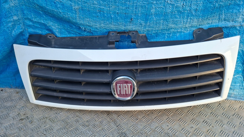 фото №1, Решітка радіатора решітка радіатора бампера перед fiat scudo ii