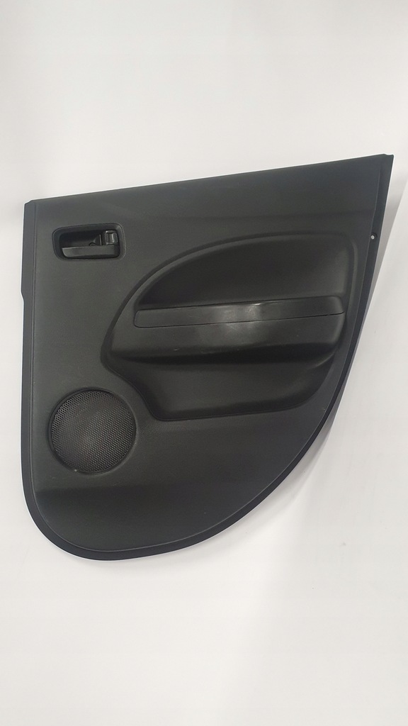 фото №1, Обшивка двері p/l задня mitsubishi space star ii 12-