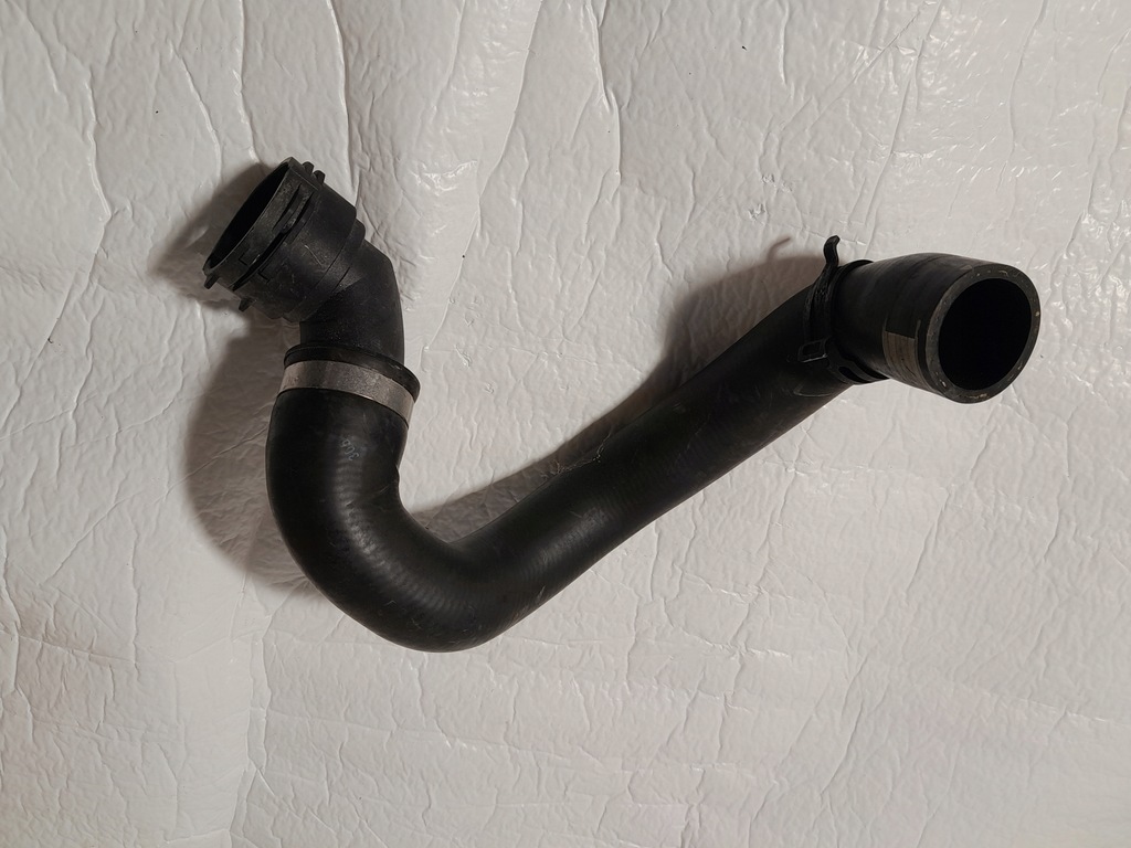 фото №1, Audi a4 b9 wąż шланг wody 8w0122055am