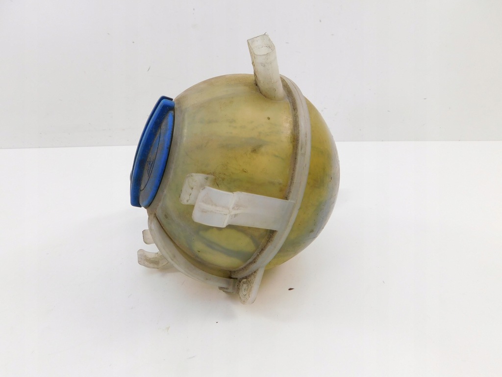 фото №5, Audi a3 8p 3d 2.0 tdi бак расширительный