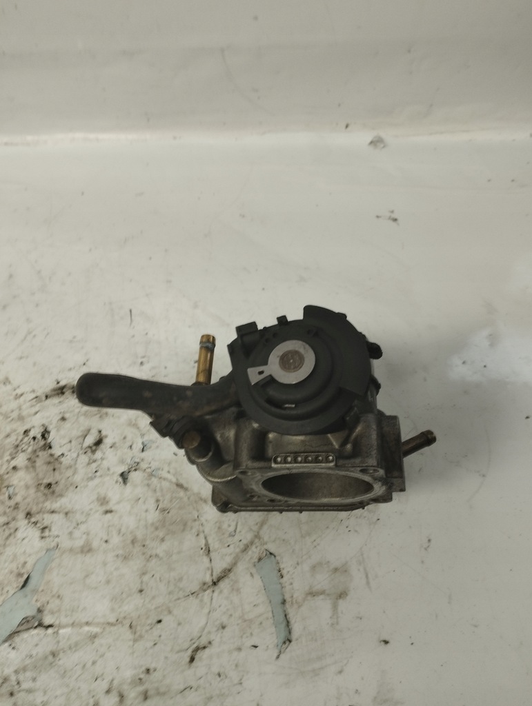 фото №7, Audi a3 8l 1.8 20v дроссельная заслонка 06a133064m