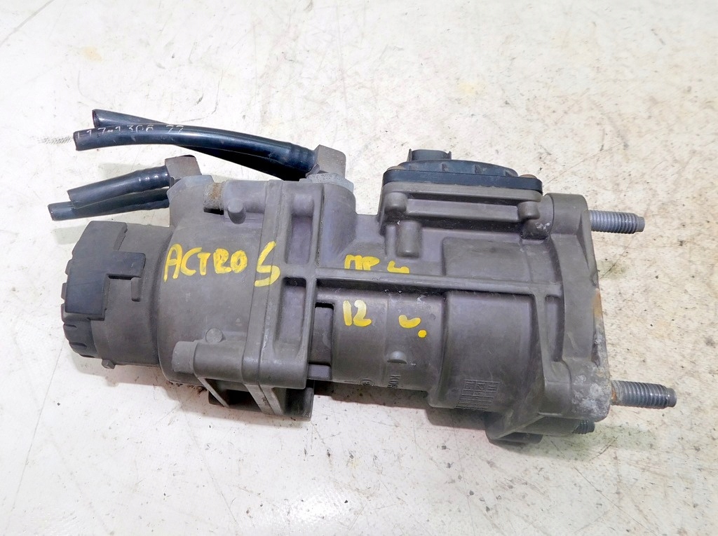 Mb actros mp4 12r euro 5 клапан гальма головний a0044311506 Недорого