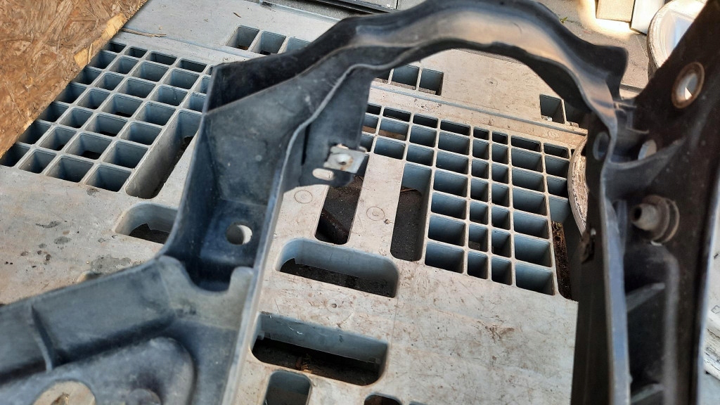 фото №15, Pas передний volkswagen passat b5 1.8b sedan 3b0805594