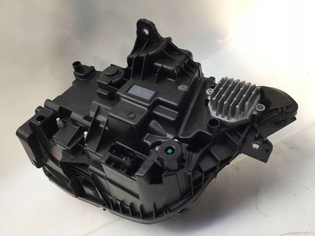 Фара перед сторона права volvo xc90 31655715 Зі Шроту