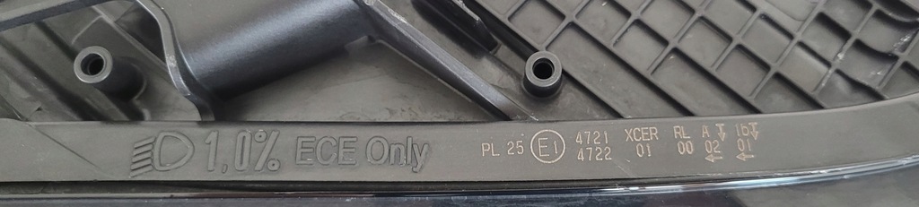 фото №15, Лампа права перед full led matrix audi a6 c8 4k0