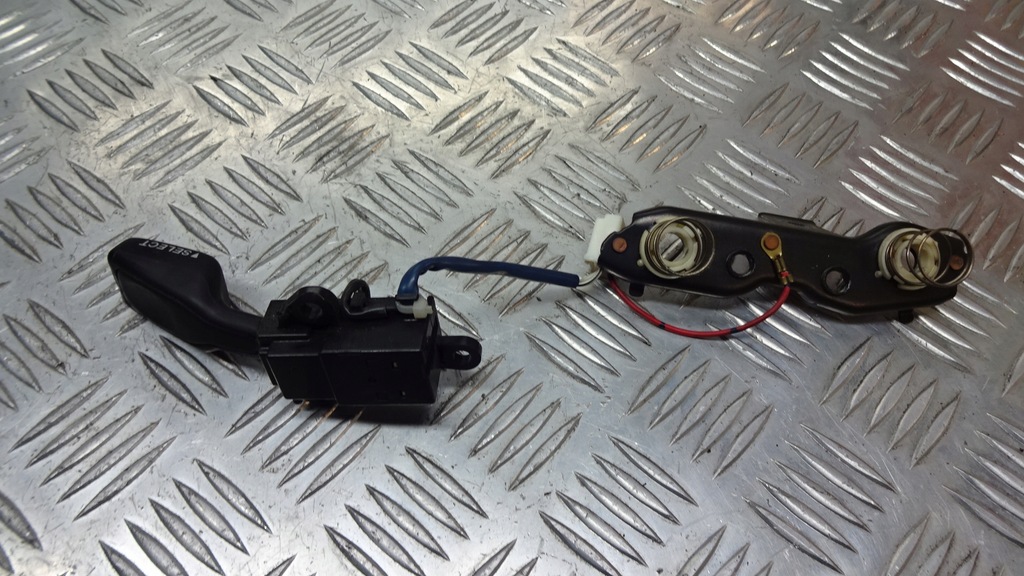 фото №3, Перемикач pilot радіо mazda premacy 138-0043