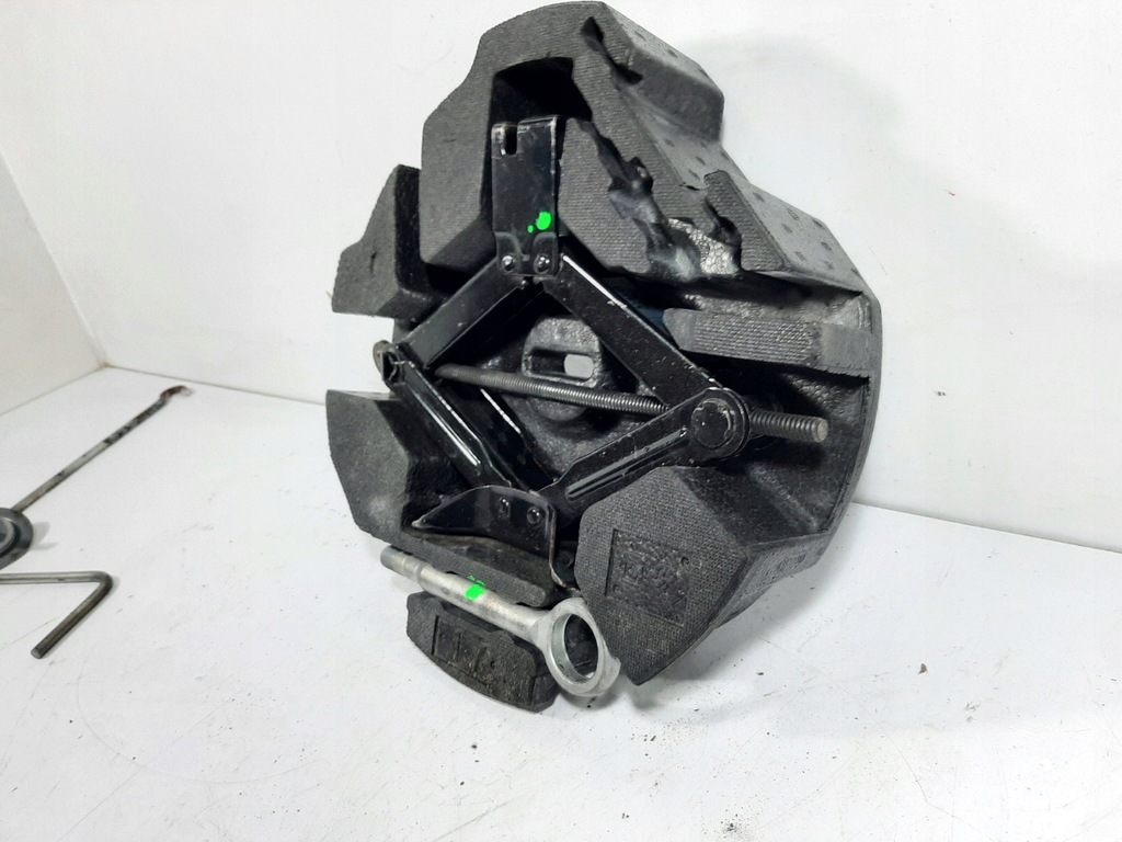 фото №10, Subaru forester iii lift 2.0d sh 12r вкладыш колеса домкрат ушко 97035fg030