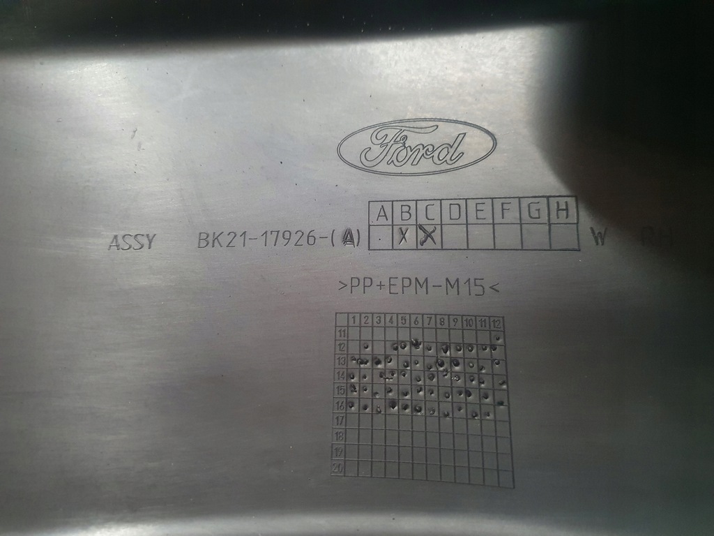 фото №5, Обшивка бампера ford transit custom правий задня