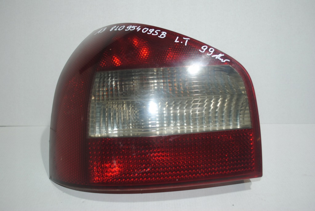 фото №1, Лампа audi a3 8l лівий задня 8l0954095b