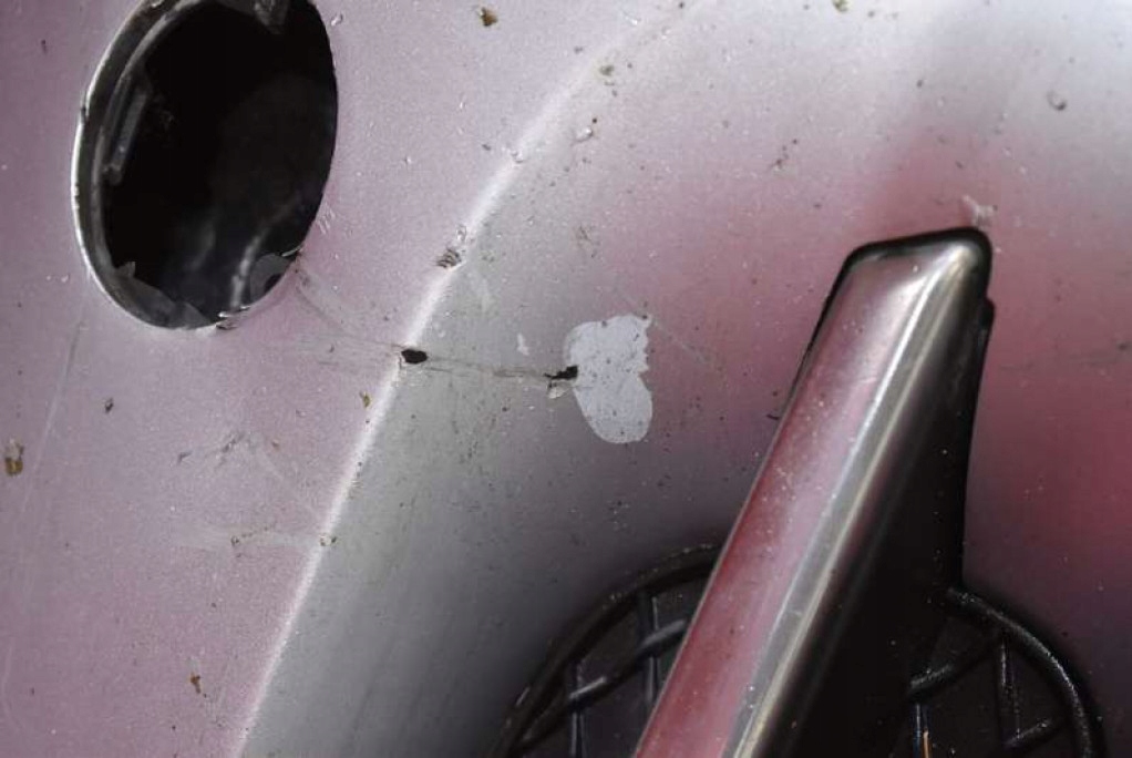 фото №8, Бампер перед передний серебристый jaguar xf 1 i 07-15