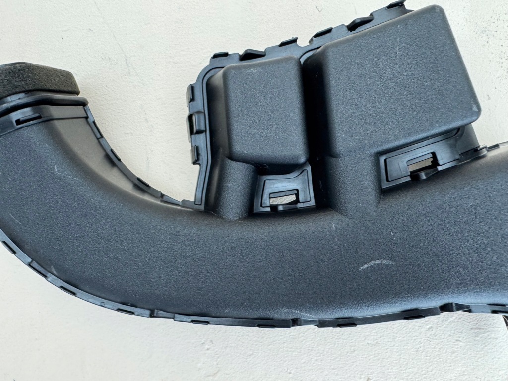 Toyota rav4 v 5 18r- труба впуска воздуха ловушка 17750-25040 гибрид Оригинал