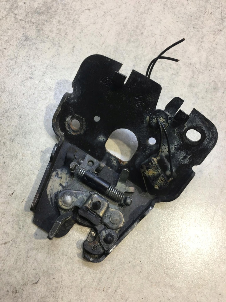 фото №3, Замок капот alfa romeo 156