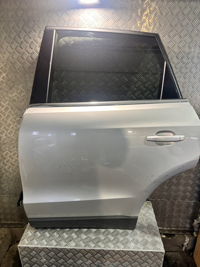 фото №1, Двері оригінал лівий задня audi q5 8r