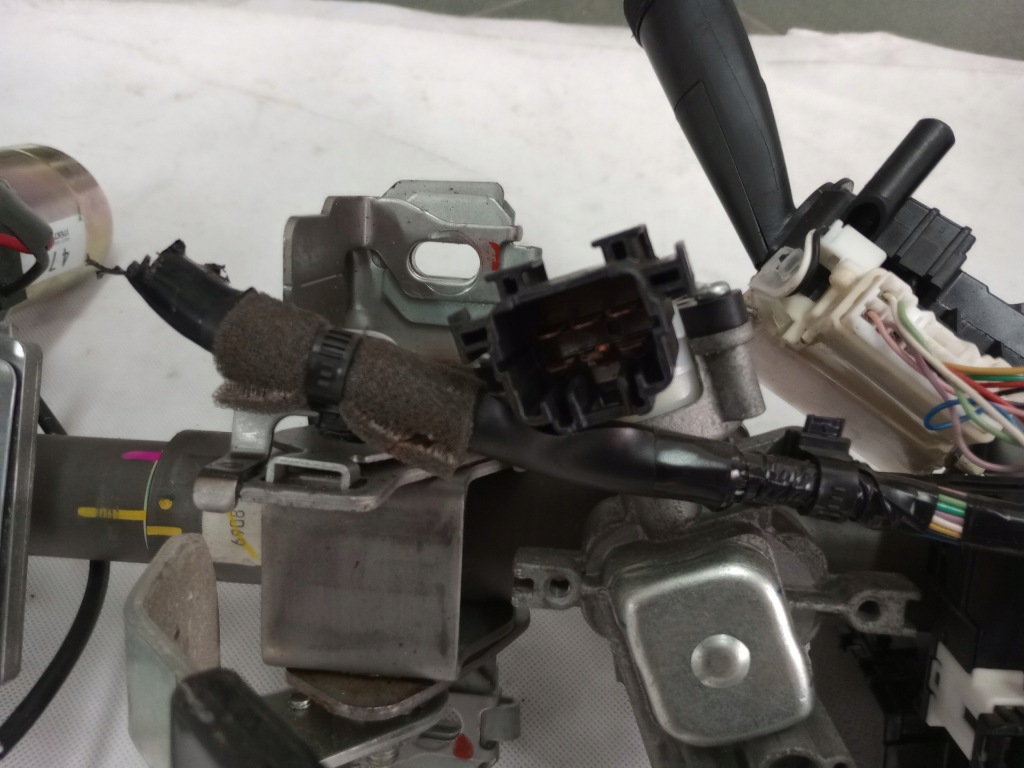 фото №7, Celerio 2015 усилитель электрический замок зажигания комбинированный лента 38720-84m01