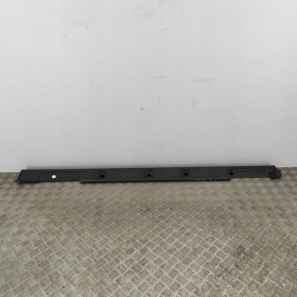 фото №2, Lexus ux 2019 правая сторона порог