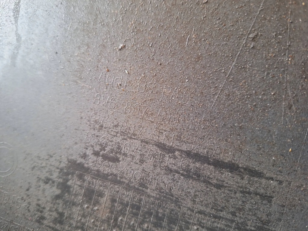 Audi a5 8w6 рестайлинг  s-line бампер задний  8w6807511 h оригинал Недорого