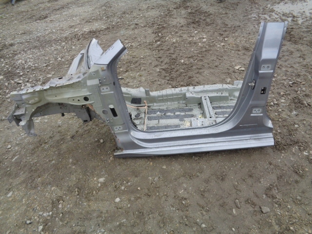 фото №2, Четверть лонжерон левая передняя длинная peugeot 208 ii 2021 rok