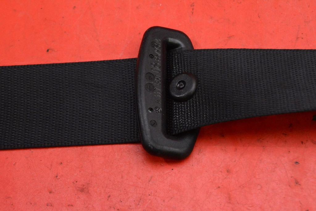 Ремень безопасности левый задний  eu 308173399228-ab mercedes cla c117 13-16 Цена