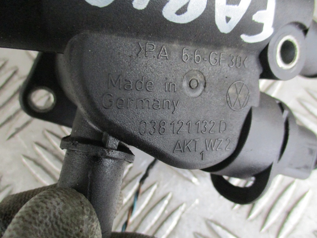 фото №6, Корпус термостата 038121132d skoda fabia ii 1.4 tdi 06-10r hb