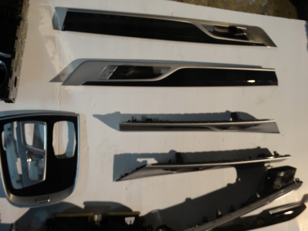 фото №6, Idealne накладки декоры led ambiente bmw g12 1