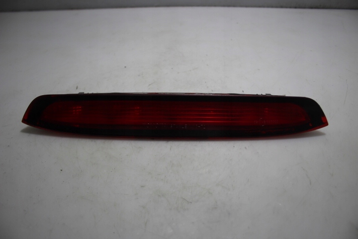 фото №1, Свет стоп-сигнал toyota corolla verso e120