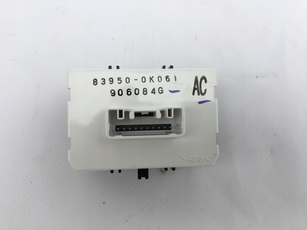 фото №2, Дисплей подушок подушка безпеки hilux 15- viii