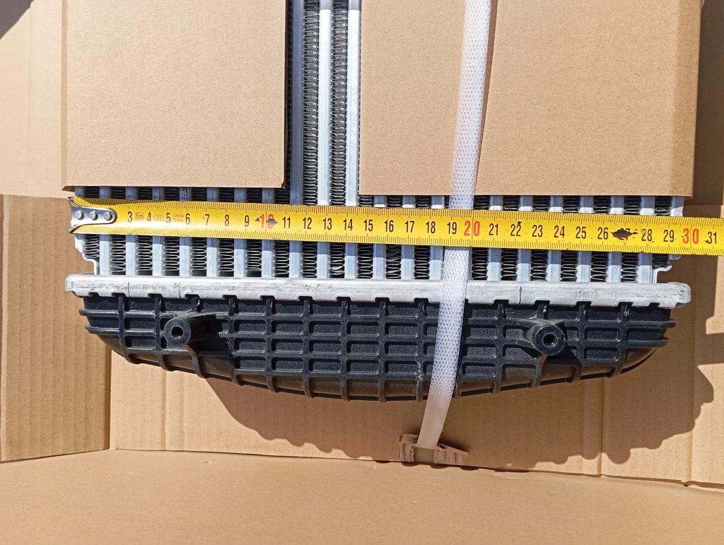 фото №9, Інтеркулер maserati levante 2017- 3.0 3.8 правий радіатор повітря