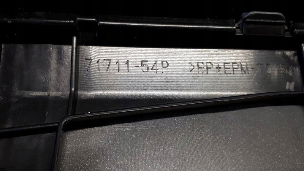 фото №10, Suzuki vitara 2015-2018 бампер перед 7171154p 4