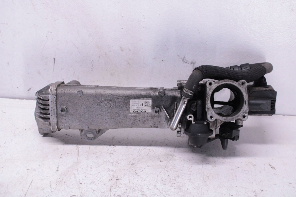 Купити 2011 volvo s60 радіатор egr 30757742