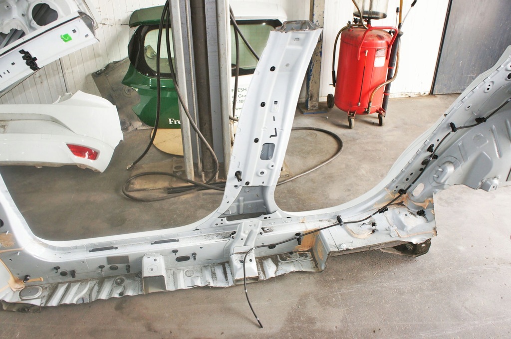 фото №5, Ro164 dacia sandero iii поріг блок двигуна b правий середній