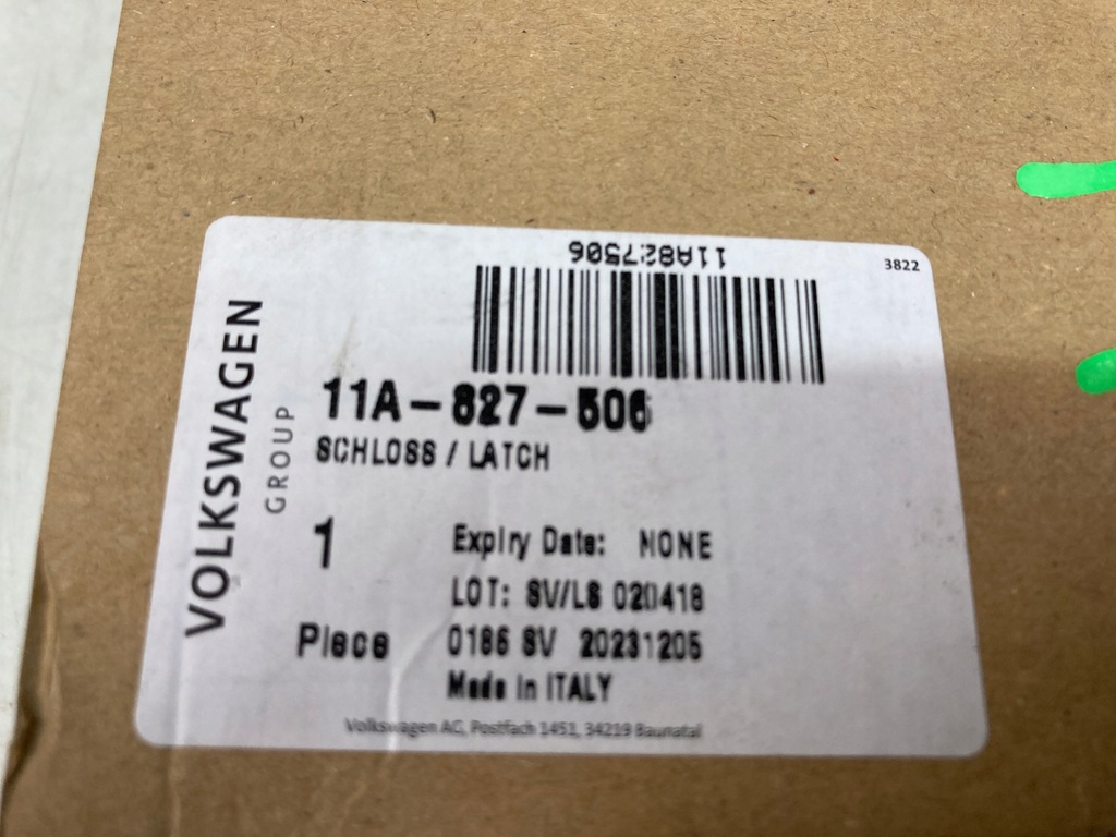 фото №5, Замок кришки багажника vw id4 id.4 11a 11a827506