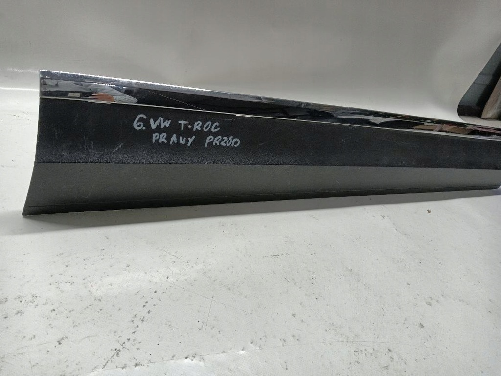 фото №3, Молдинг двері правий перед передня vw t-roc